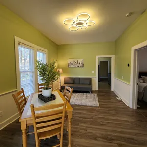Quaint 2-bedroom home in the heart of the Midwest