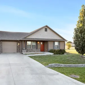 Newly remodeled Luxury duplex Unit B