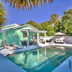 Private Heated Pool w/Backyard Oasis! Perfect for