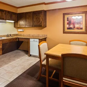Best Western Plus Sidney Lodge