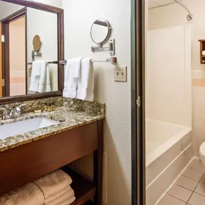 Best Western Plus Sidney Lodge