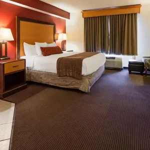 Best Western Plus Sidney Lodge