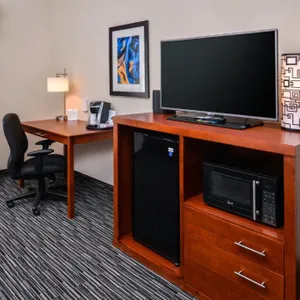 Holiday Inn Express Hotel & Suites York, an IHG Hotel