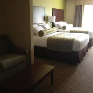 Cobblestone Hotel & Suites - Beulah