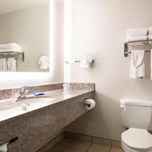 Holiday Inn Express Hotel & Suites Evanston, an IHG Hotel