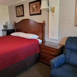 Husker Inn