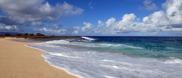 Luxury NorthShore Beach House-one rental/30 days - Haleiwa, Hawaii Vacation  Rentals | HiChee