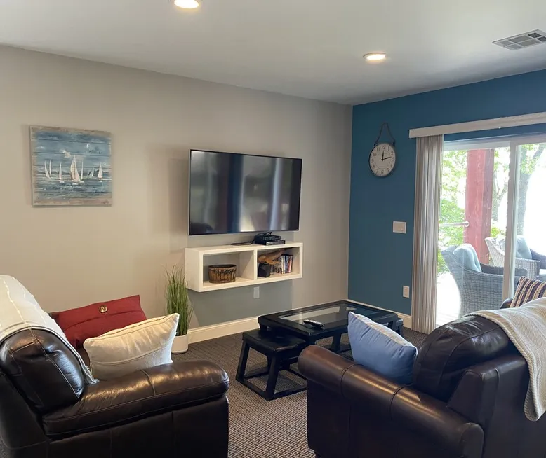 Exquisite waterfront property on Honey Creek, Grove Ok Grove