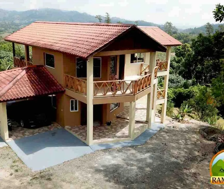 Villa antica Jarabacoa - Corocito, La Vega Vacation Rentals | HiChee