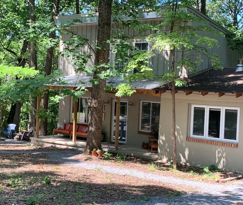 Harper's Ferry Tree House/ hot tub / nature/ trees - Harpers Ferry ...