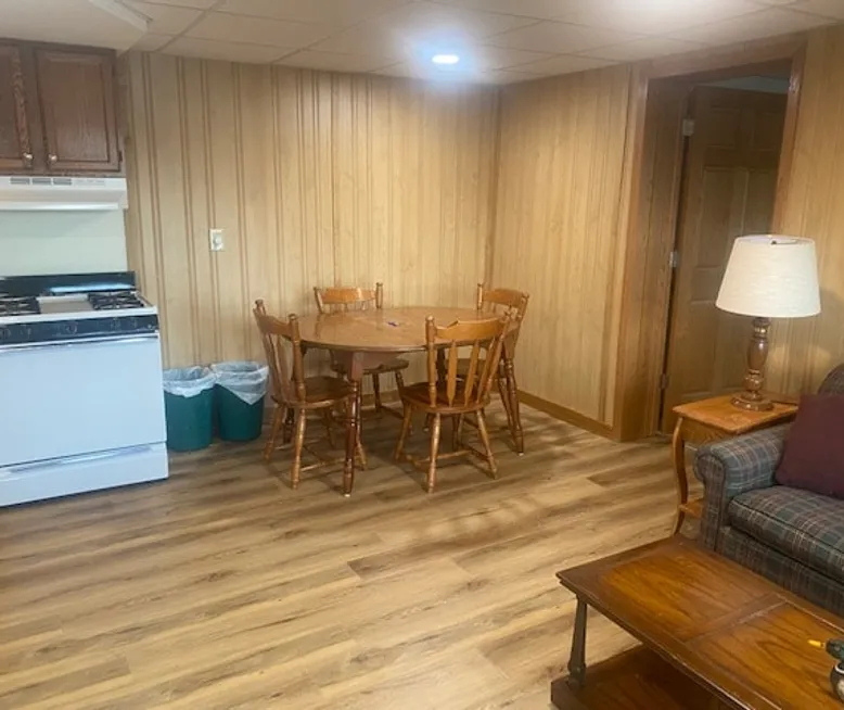 pinewood-lodge-rhinelander-wi-rhinelander-wisconsin-vacation