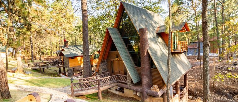 Increíble Cabaña Alpina! (Wood Cabin) 🏡🌲🍁 - Mazamitla, Jalisco Vacation  Rentals | HiChee
