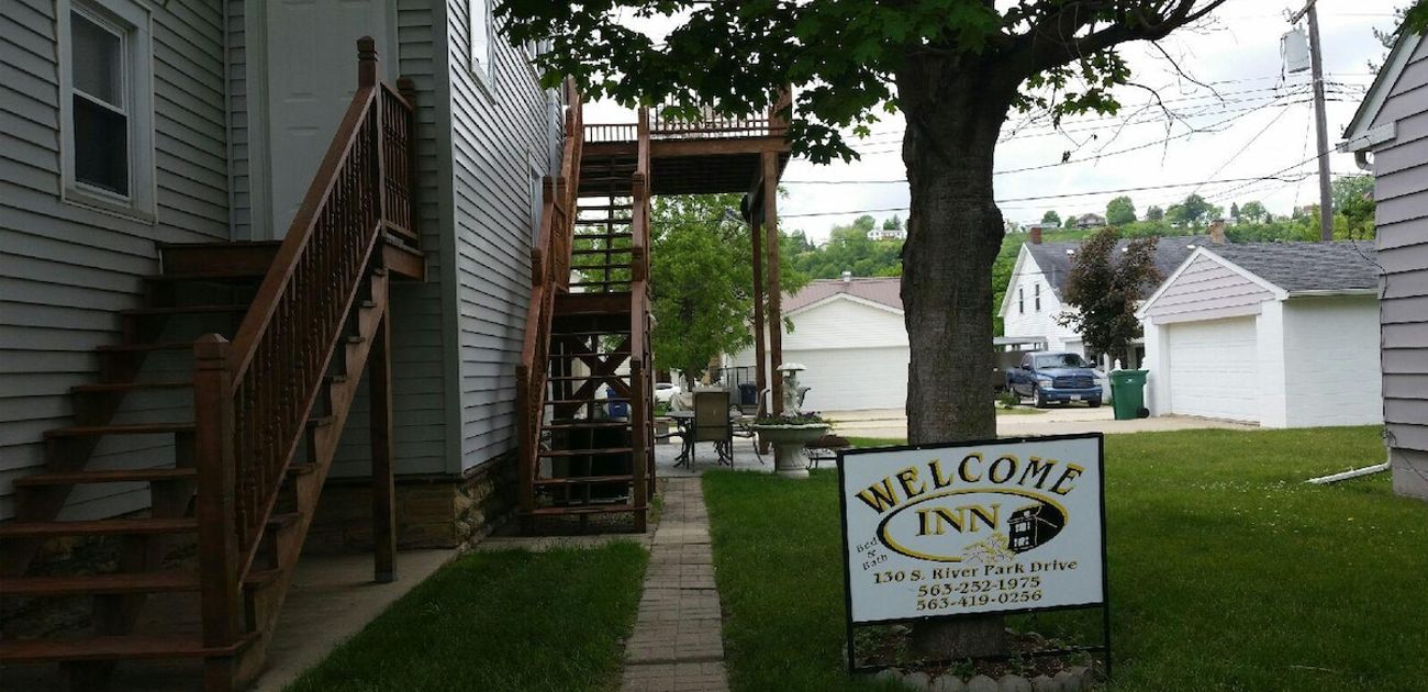 The Inn Bed and Bath Guttenberg, Iowa Vacation Rentals HiChee