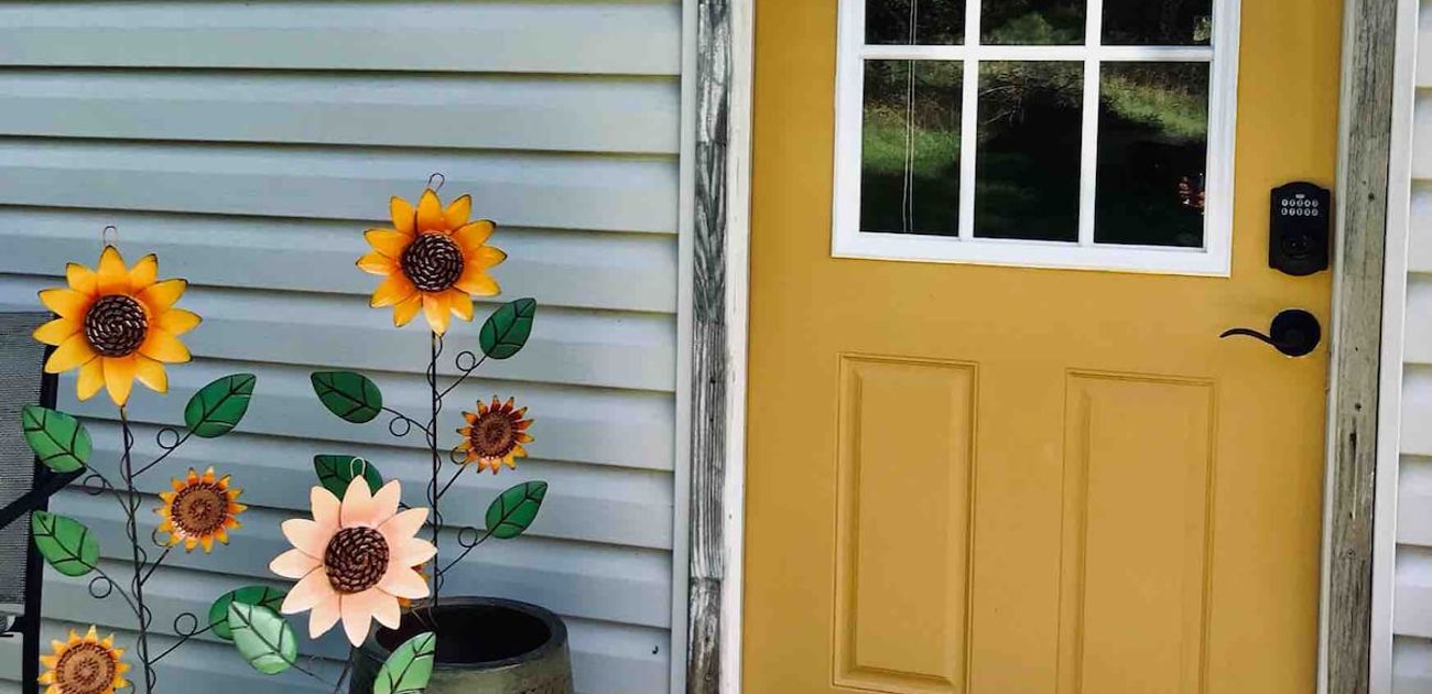 Lockley Cottage at Historic Perry Farm Winchester, Virginia Vacation Rentals HiChee