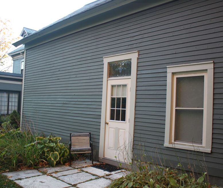 Centrallylocated Victorian carriage house Middlebury, Vermont