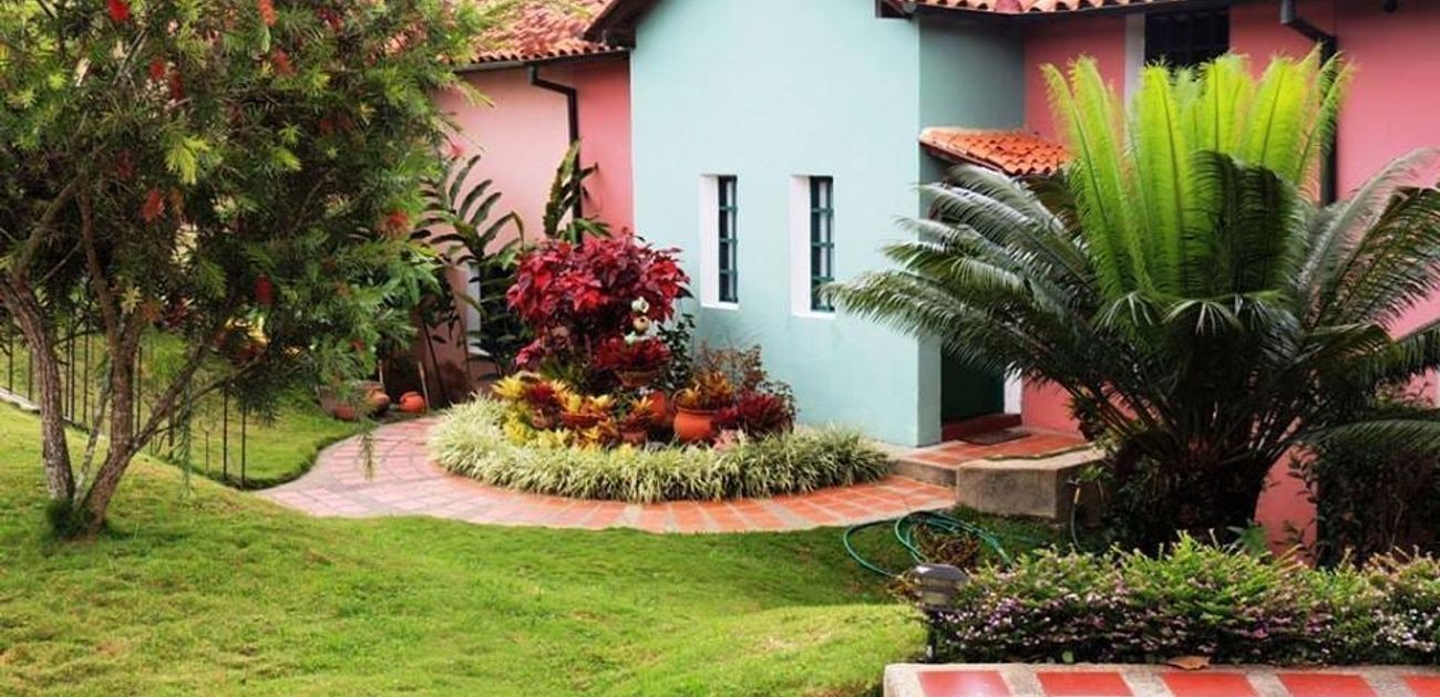 Villa Monteclaro Country Club - Caracas, Miranda Vacation Rentals | HiChee