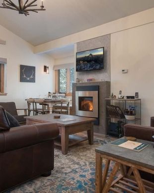 United States Wyoming Wilson vacation rental compare prices direct by owner 24888413