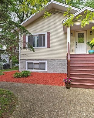 United States Michigan Union Pier vacation rental compare prices direct by owner 19532144