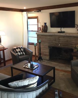 United States Kansas Topeka vacation rental compare prices direct by owner 11399211