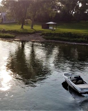 United States South Dakota Yankton vacation rental compare prices direct by owner 11397315