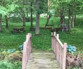 'Honey House Cabin' - A Quiet Countryside Retreat!