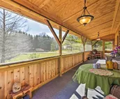 'Honey House Cabin' - A Quiet Countryside Retreat!