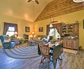 'Honey House Cabin' - A Quiet Countryside Retreat!