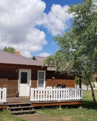 United States Wyoming Pinedale vacation rental compare prices direct by owner 2507443