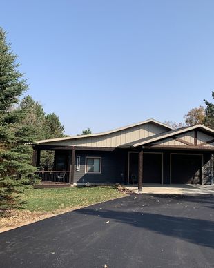 United States South Dakota Whitewood vacation rental compare prices direct by owner 2558138