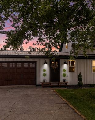 United States Indiana Goshen vacation rental compare prices direct by owner 11499206