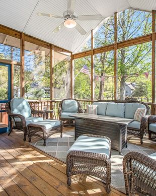 United States Michigan Union Pier vacation rental compare prices direct by owner 2302503