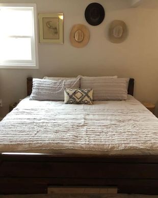 United States Wyoming Cheyenne vacation rental compare prices direct by owner 11459088