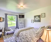 Charming Country Cottage: 5 Mi to Downtown Tulsa!