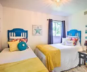 Charming Country Cottage: 5 Mi to Downtown Tulsa!