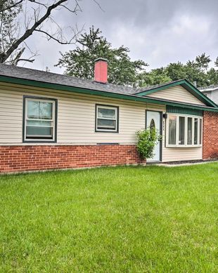 United States Illinois Sauk Village vacation rental compare prices direct by owner 11391529