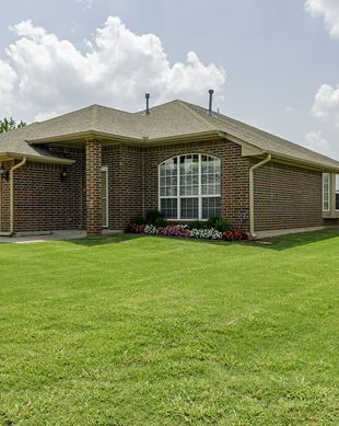 United States Oklahoma Moore vacation rental compare prices direct by owner 11509191