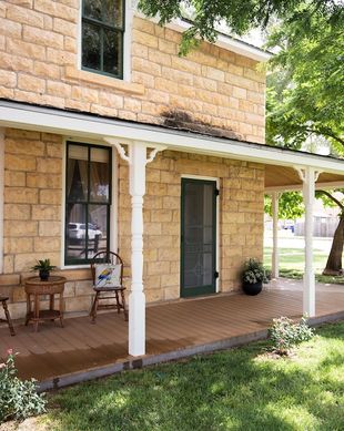 United States Kansas Hays vacation rental compare prices direct by owner 9350447