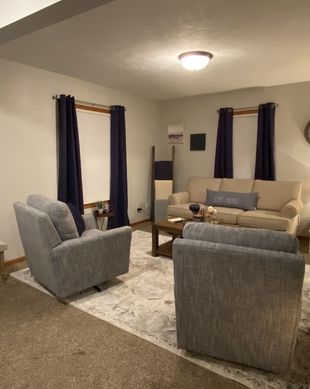 United States South Dakota Mitchell vacation rental compare prices direct by owner 9491766