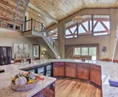 'Whiskey Barrel Ranch' w/ Grill & Fire Pit!