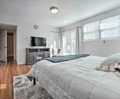Cozy South Bend Retreat < 2 Mi to Notre Dame!