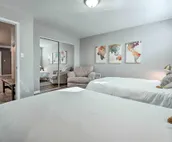 Cozy South Bend Retreat < 2 Mi to Notre Dame!