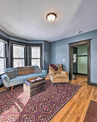 United States Kansas Lawrence vacation rental compare prices direct by owner 11571109