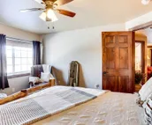 Homey Deadwood Apartment in Convenient Spot!