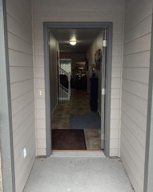 United States South Dakota Mitchell vacation rental compare prices direct by owner 13097006