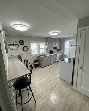 United States South Dakota Aberdeen vacation rental compare prices direct by owner 15407011