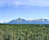 **NEW** Luxury Living close to popular hiking & skiing in Palmer Wasilla