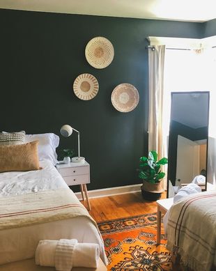 United States Wyoming Cheyenne vacation rental compare prices direct by owner 24896373