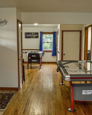 United States Indiana Bloomington vacation rental compare prices direct by owner 23641581