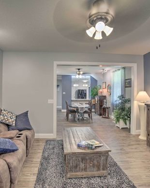 United States Indiana Fort Wayne vacation rental compare prices direct by owner 24882818