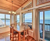 Waterfront Apt w/ Mtn View, Walk Into Town!